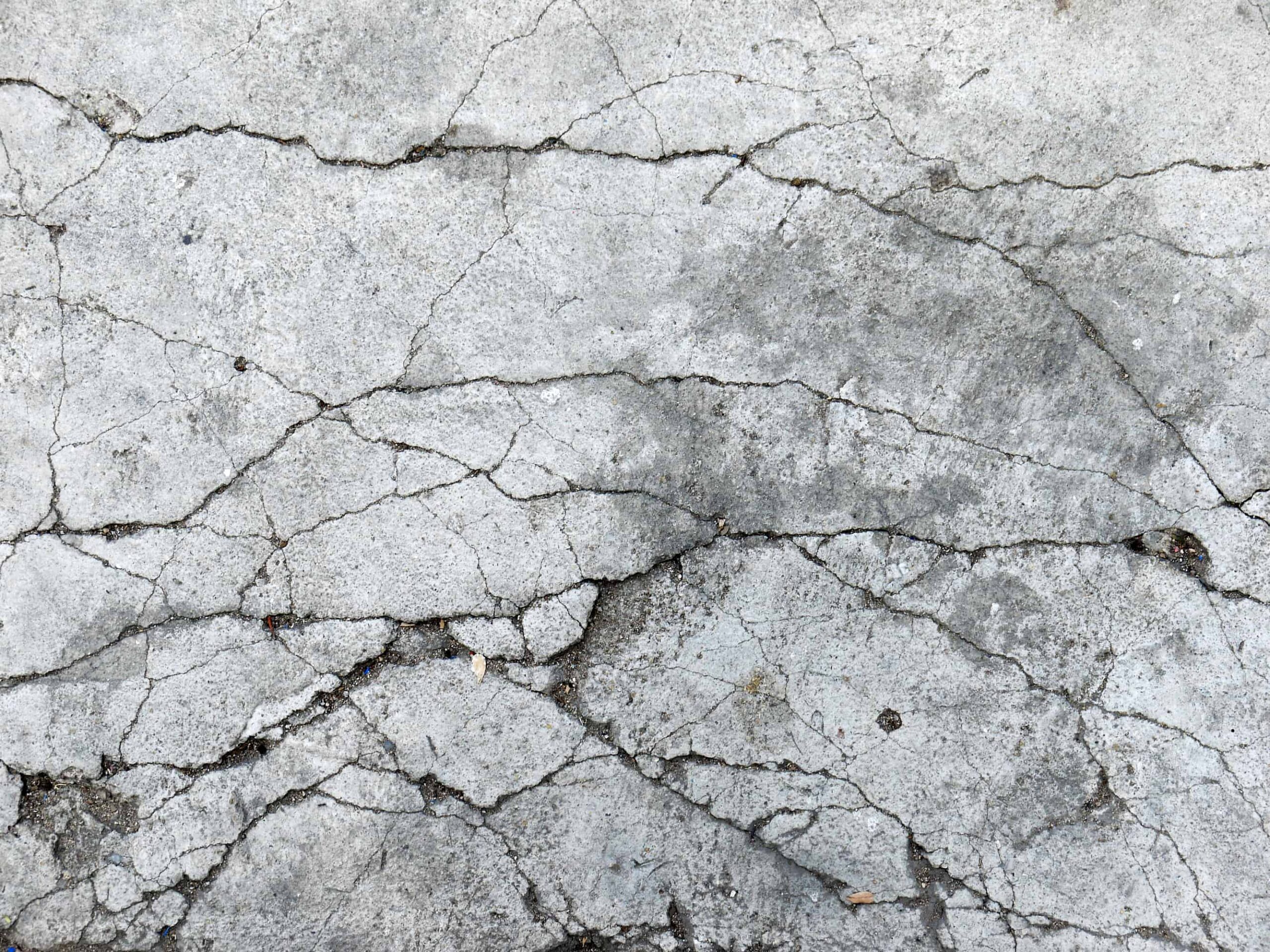 5 Signs That Concrete Damage Is Caused By Freezing In Del Mar